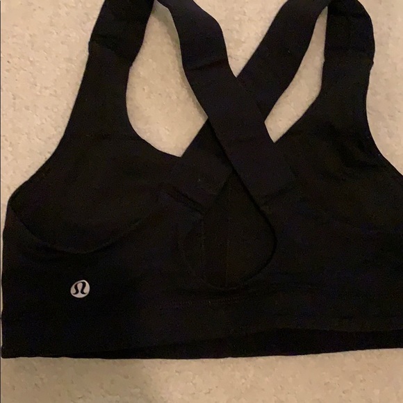 Lululemon sports bra - Picture 2 of 3
